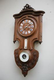 walnut Louis XVI clock 19th century