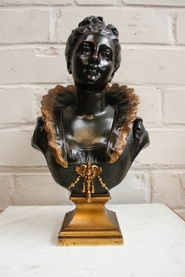 Bronze statue signed Oudry