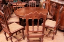Hunt style Table and chairs in Oak, France 19th century