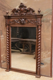 Hunt mirror in oak