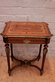 Inlay lady's desk table with bronze