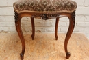 Louis XV style Desk and two chairs in Walnut, France 19th century