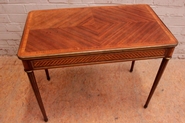 Quality desk table with bronze