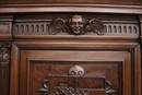 Renaissance style Wall cabinet in Walnut, France 19th century