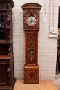 Top quality renaissance style grandfather clock in walnut