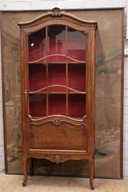 Walnut Louis XV display cabinet