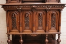 Renaissance style Dinning set in Walnut, France 19th century