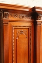 Henri II style Bookcase in Walnut, France 19th century