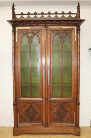 Walnut gothic bookcase 19th century