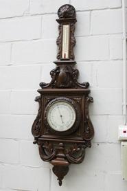 Walnut barometer