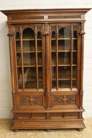 Solid walnut quality Henri II bookcase 19th century