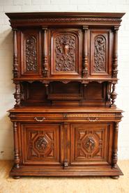 Walnut Henri II cabinet 19th century