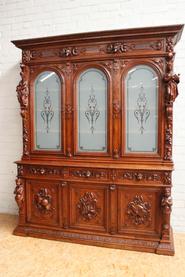 Oak figural 6 door hunt bookcase 19th century