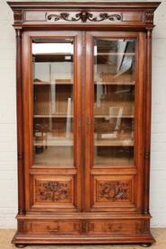 Walnut Henri II bookcase 19th century