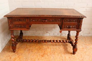 Oak hunt desk 19th century.