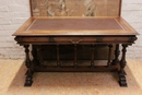 Henri II style Desk table in Walnut, France 19th century