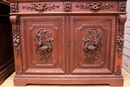 Hunt style Cabinets in Oak, France 19th century