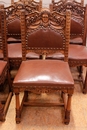 Renaissance style Table and chairs in Walnut, France 19th century