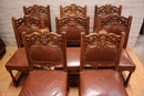 Renaissance style Table and chairs in Walnut, France 19th century