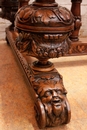 Renaissance style Table and chairs in Walnut, France 19th century