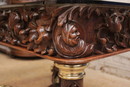 Renaissance style Table in Walnut, France 19th century