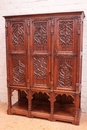 Gothic style Cabinet/armoire in Oak, France 19th century