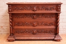 Hunt style Chest of drawers in Oak, France 19th century