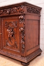 Hunt style Cabinet in Oak, France 19th century