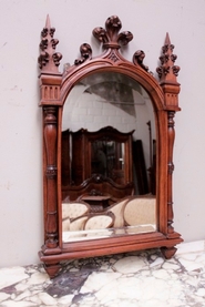 Little gothic style mirror in walnut