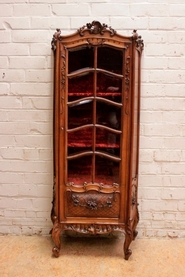 Louis XV display cabinet in walnut