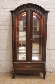 Louis XV display cabinet in walnut