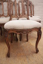 Louis XV style Table and chairs in Oak, Belgium 19th century