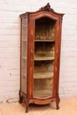 Louis XV style Display cabinet in Walnut, France 1900