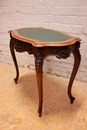 Louis XV style Desk table in Walnut, France 19th century