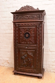 Narrow breton cabinet in oak