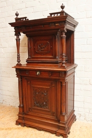 Narrow Henri II cabinet