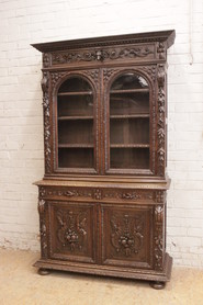 Oak hunt cabinet