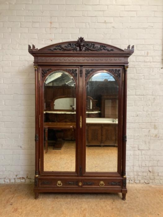 Quality directoire bedroom in mahogany 