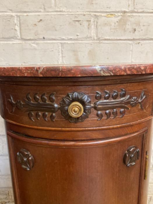 Quality directoire bedroom in mahogany 