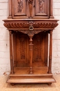 Renaissance style Cabinet in Walnut, France 19th century