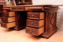 Renaissance style Desk in Walnut, France 19th century