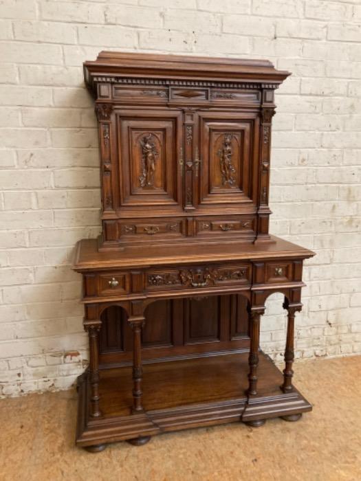 Quality renaissance secretary desk in walnut