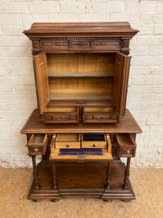 Quality renaissance secretary desk in walnut