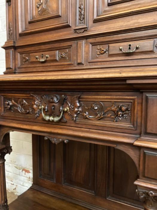 Quality renaissance secretary desk in walnut