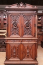 Renaissance style Cabinet in Walnut, France 19th century