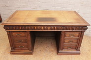 Renaissance Desk in walnut