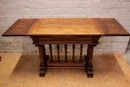 Renaissance style Table in Walnut, France 19th century