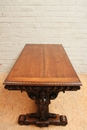 Renaissance style Table in Walnut, France 19th century