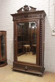 Single door hunt armoire in oak