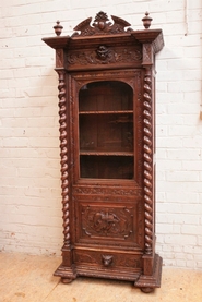 Single door hunt style bookcase in oak